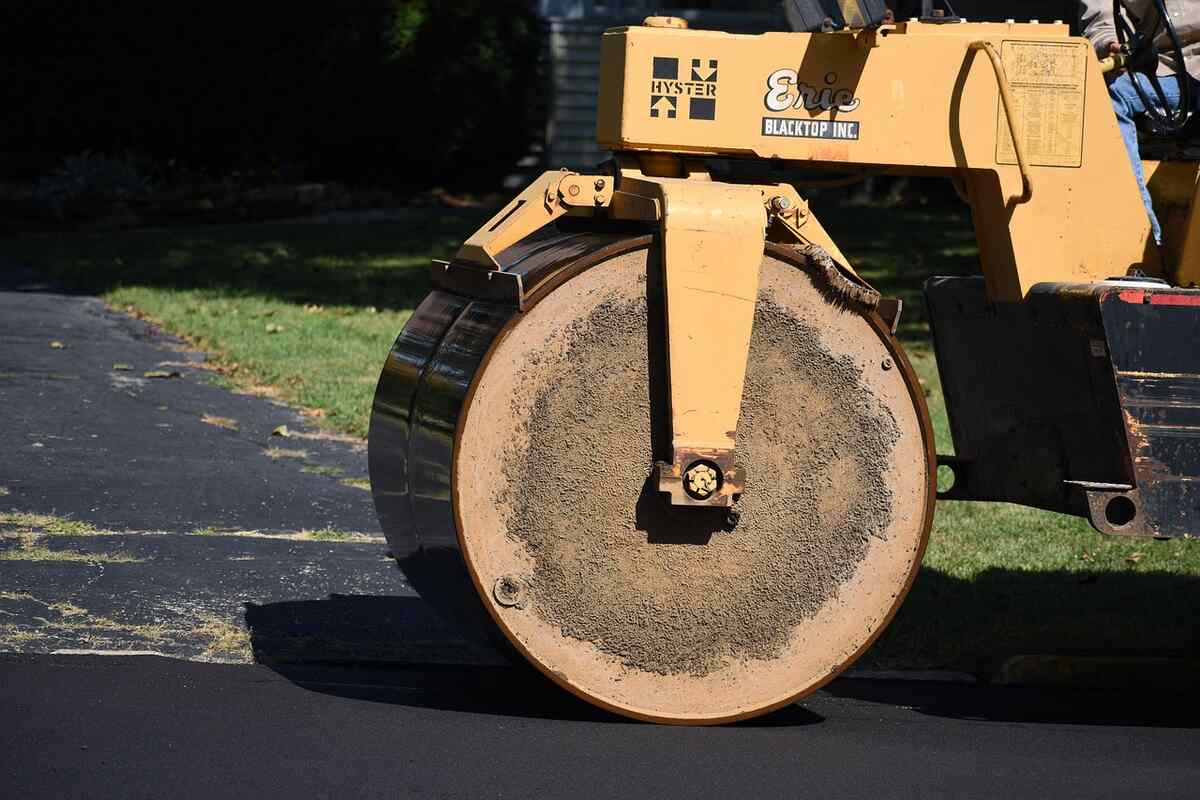 Benefits of Asphalt Paving in Bakersfield